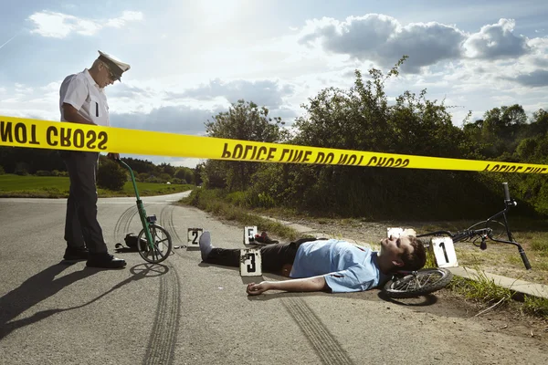 Waarschijnlijk aangereden door auto - tragedie van verkeersongeval — Stockfoto