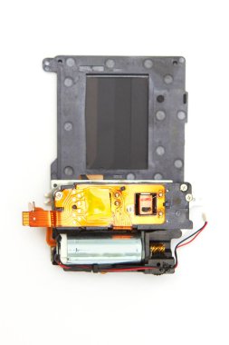 Kamera deklanşör yedek parçası dijital slr gövdesinden ayrıldı