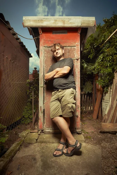 Man Leaving Wooden Toilet Latrine Summer Cottage — Stock Photo, Image