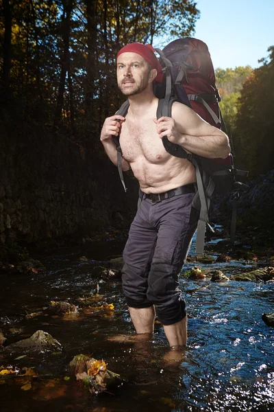 Hombre vagante con bolsa — Foto de Stock