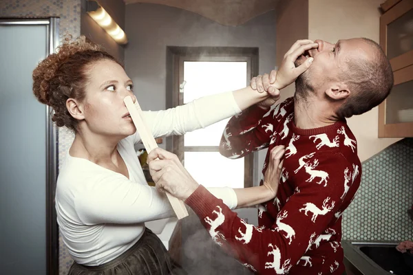 Crime in kitchen - home fight — Stock Photo, Image