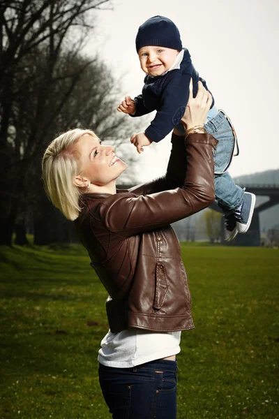 Mother and her little boy — Stock Photo, Image