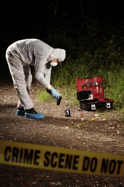 Collecting of handgun found outdoor