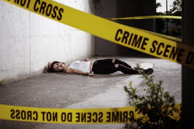 Yolda buldum uyuşturucu kurbanı