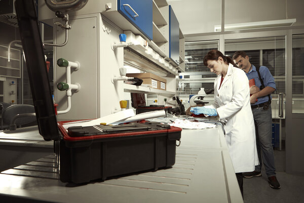 CSI laboratory at work