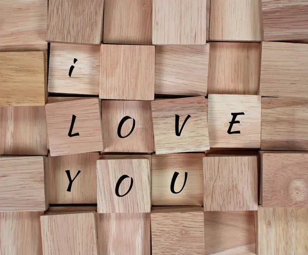 Деревянный Фон Послание Люблю Тебя Написанное Деревянным Блоком — стоковое фото