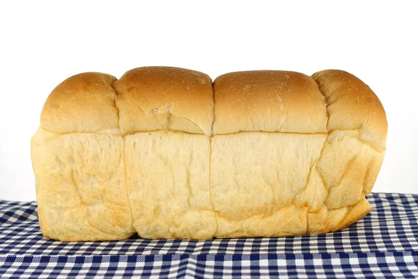 Буханка Хлеба Скатерти — стоковое фото