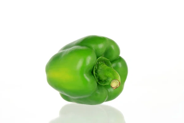 Groene Paprika Geïsoleerd Witte Achtergrond — Stockfoto