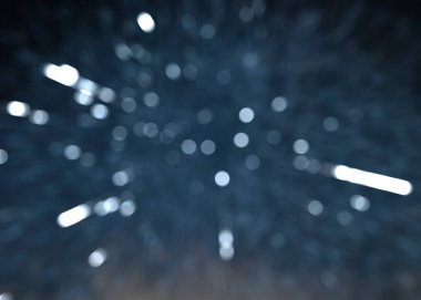 Bokeh ışıkları ile soyut arkaplanı kutla