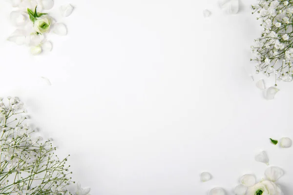 Piccoli Fiori Bianchi Sfondo Bianco Elemento Design Mockup San Valentino — Foto Stock