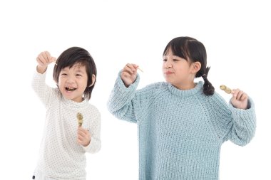 Japon tatlı yeme şirin Asyalı çocuk
