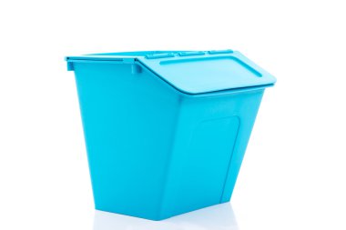 Beyaz arka planda izole mavi depolama kutusu