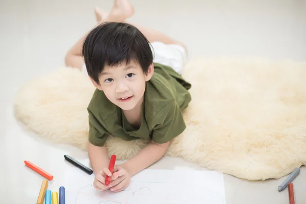 Pastel boya ile çocuk çizim resim — Stok fotoğraf