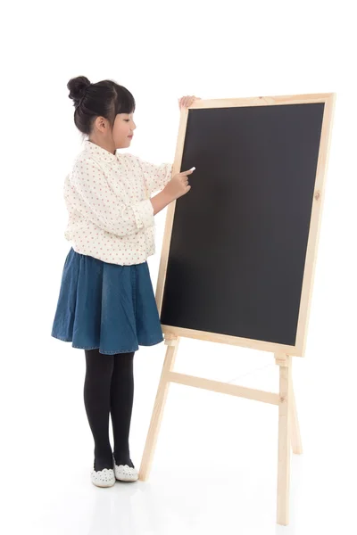 Beyaz arka planda siyah tahta ile Asyalı kız — Stok fotoğraf