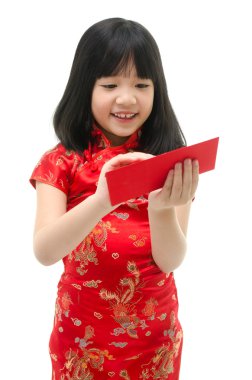 güzel Asyalı kız ang pow veya kırmızı paket para hediye holding