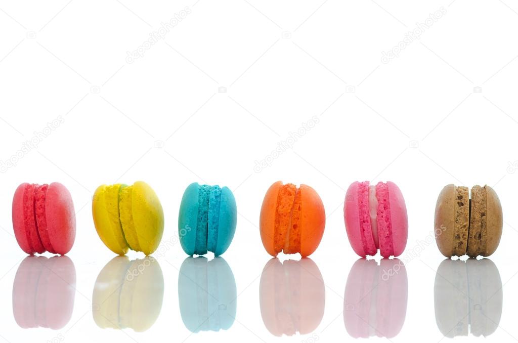 Colorful macaroons 