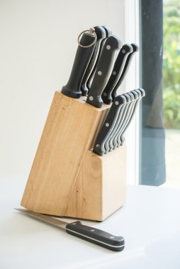 tam donanımlı mutfak bıçak seti 