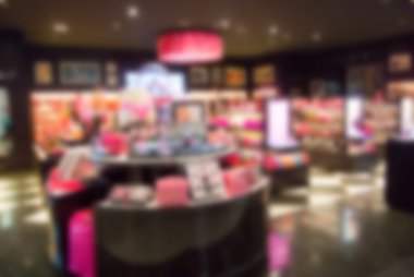 Alışveriş merkezinin bulanık görüntüsü 