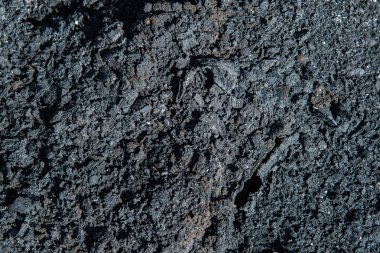 Ateşten gelen kül.