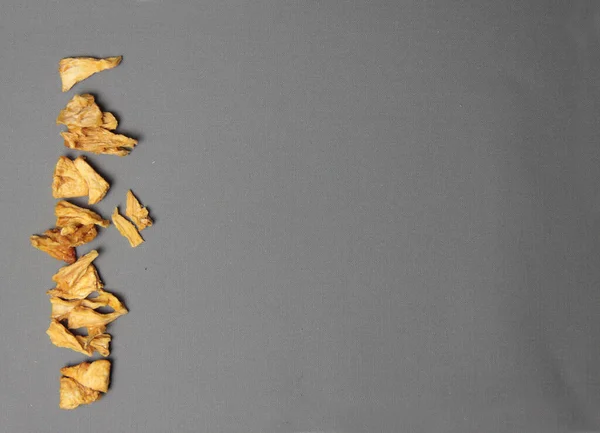 Gesunde Ernährung Konzept Getrocknete Ananas Isoliert Auf Grauem Hintergrund Flach — Stockfoto