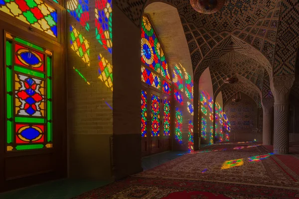 Mesquita de Nasir al-Mulk em Shiraz, Irão — Fotografia de Stock