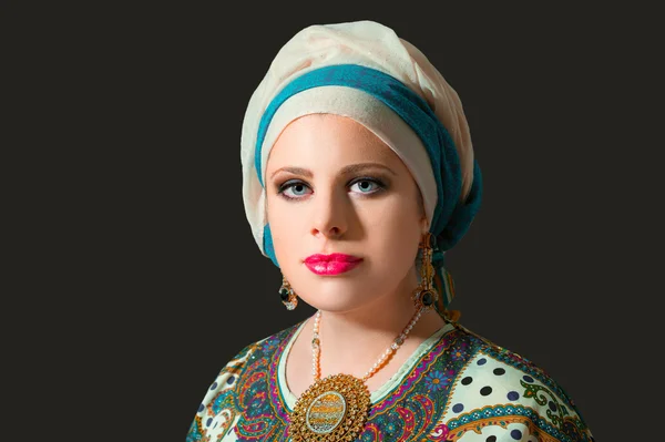 Portrait of beautiful  woman with turban — Stock Photo, Image