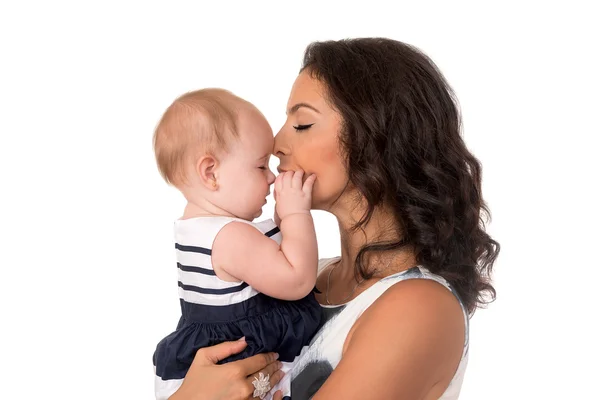 Profilde izole kız bebek ile anne
