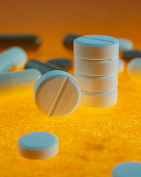 Vírusfertőzések Kezelésére Használt Tabletták Kapszulák Orvosi Fogalom — Stock Fotó