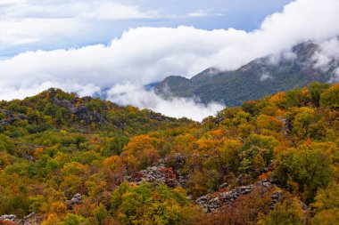 Karadağ dağlarında güzel bir sonbahar
