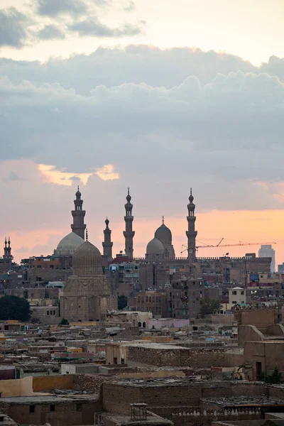 Cairo Egypt April 2018 Oude Skyline Van Caïro Bij Zonsondergang — Stockfoto