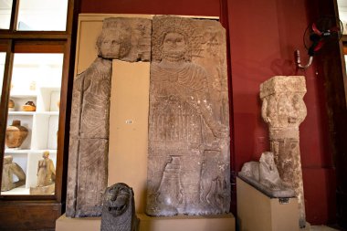 Mısır müzesinin içindeki sergi salonu, Kahire, Mısır