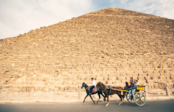 Pôr Sol Espetacular Pirâmides Gizé Cairo Egito — Fotografia de Stock