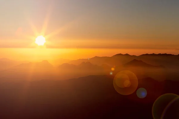 Горные Слои Восходе Солнца Вершине Горы Муза Египте Южный Синай — стоковое фото