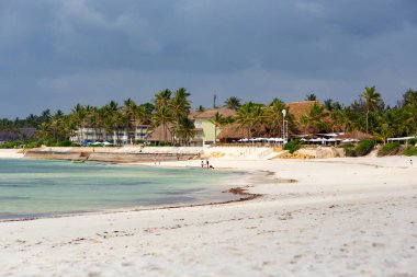 WATAMU, KENYA - Aralık 2020: Watamu Blue Bay, Kenya 'da bir sahil villası