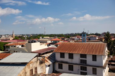 Taştan Şehir, TANZANIA - Aralık 2020 Taş Şehir 'in çatıları, Zanzibar. Tanzanya 'nın eski Zanzibar kentinin havadan görünüşü