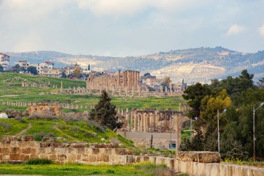 JERASH, JORDAN - Mart 2019: Ürdün 'deki Jerash kasabasında Roma harabeleri