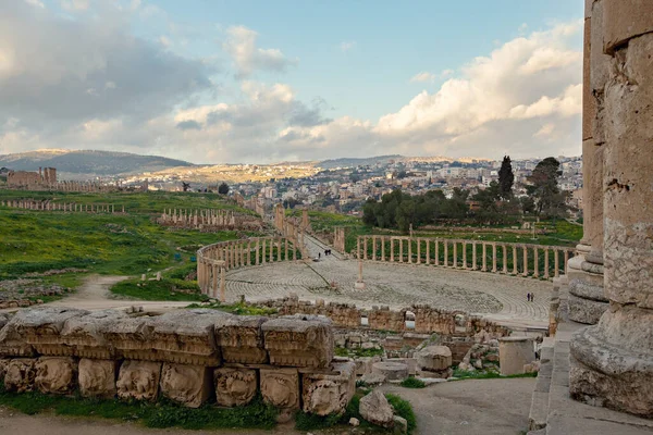 Jerash Giordania Marzo 2019 Antiche Rovine Romane Anfiteatro Nella Città — Foto Stock