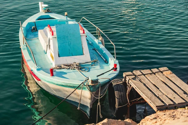 Agia Napa Cypern Juni 2021 Traditionella Fiskebåtar Hamnen Agia Napa — Stockfoto
