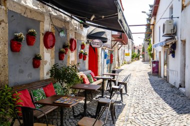 Alacati 'nin eski kenti Türkiye' de güzel bir açık hava kafe