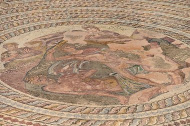 PAPHOS, CYPRUS - Temmuz 2021: Paphos Arkeoloji Parkı, Kıbrıs