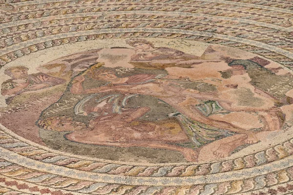 PAPHOS, CYPRUS - Temmuz 2021: Paphos Arkeoloji Parkı, Kıbrıs