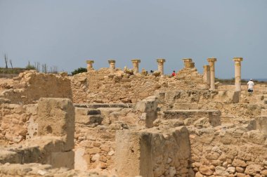 PAPHOS, CYPRUS - Temmuz 2021: Paphos Arkeoloji Parkı, Kıbrıs