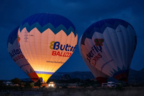 Goreme Turkey Οκτώβριος 2020 Πολύχρωμα Αερόστατα Θερμού Αέρα Στον Αέρα — Φωτογραφία Αρχείου