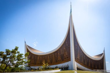 Batı Sumatra Büyük Camii 'nin panoramik manzarası, Minangkabau Mimarisi Padang, Sumatra Endonezya' da.