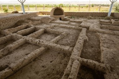 PANJAKENT, TAJIKISTAN - 30 Ağustos 2025: Tacikistan 'daki antik Sarazm kasabası kazı alanı arkeolojik alanı