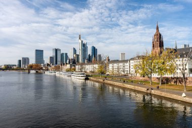 Frankfurt am Main, Almanya Finans Bölgesi ve ufuk çizgisi