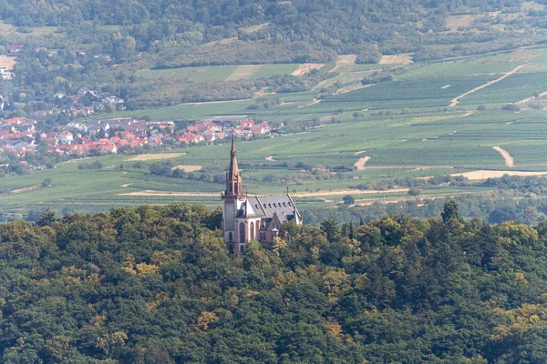 Widok Kaplicę Świętego Rochusa Pociągu Pieszego Posągu Niederwalda Ruedesheim Rhine — Zdjęcie stockowe