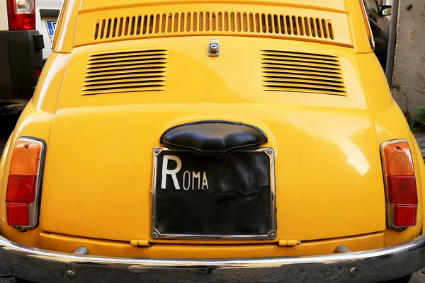 Yellow vintage car — Stock Photo, Image