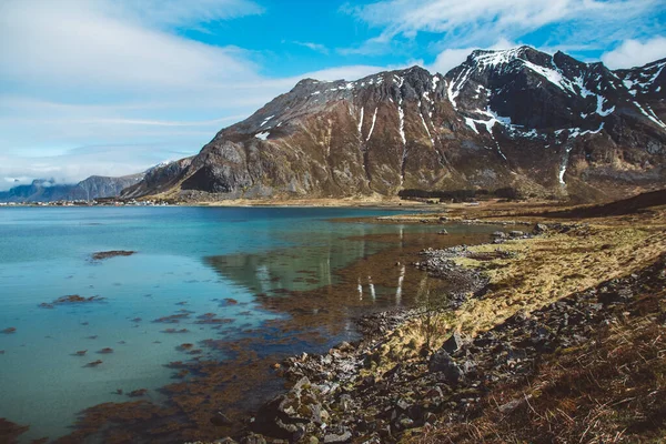 Lofoten Adalarındaki Norveç Dağları Manzaraları Doğal Skandinav Manzarası Metin Veya — Stok fotoğraf