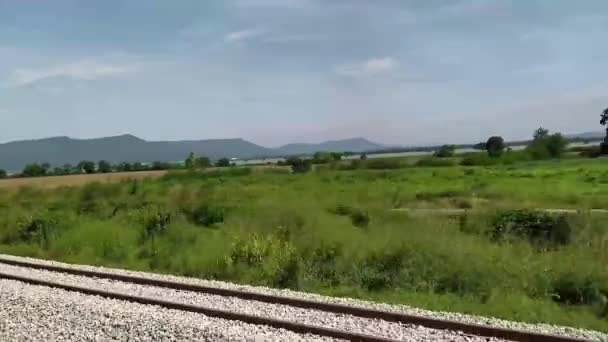 Paisagem da paisagem ferroviária na Tailândia. — Vídeo de Stock